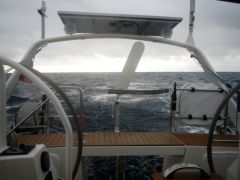 Peterli steuert in die Nacht